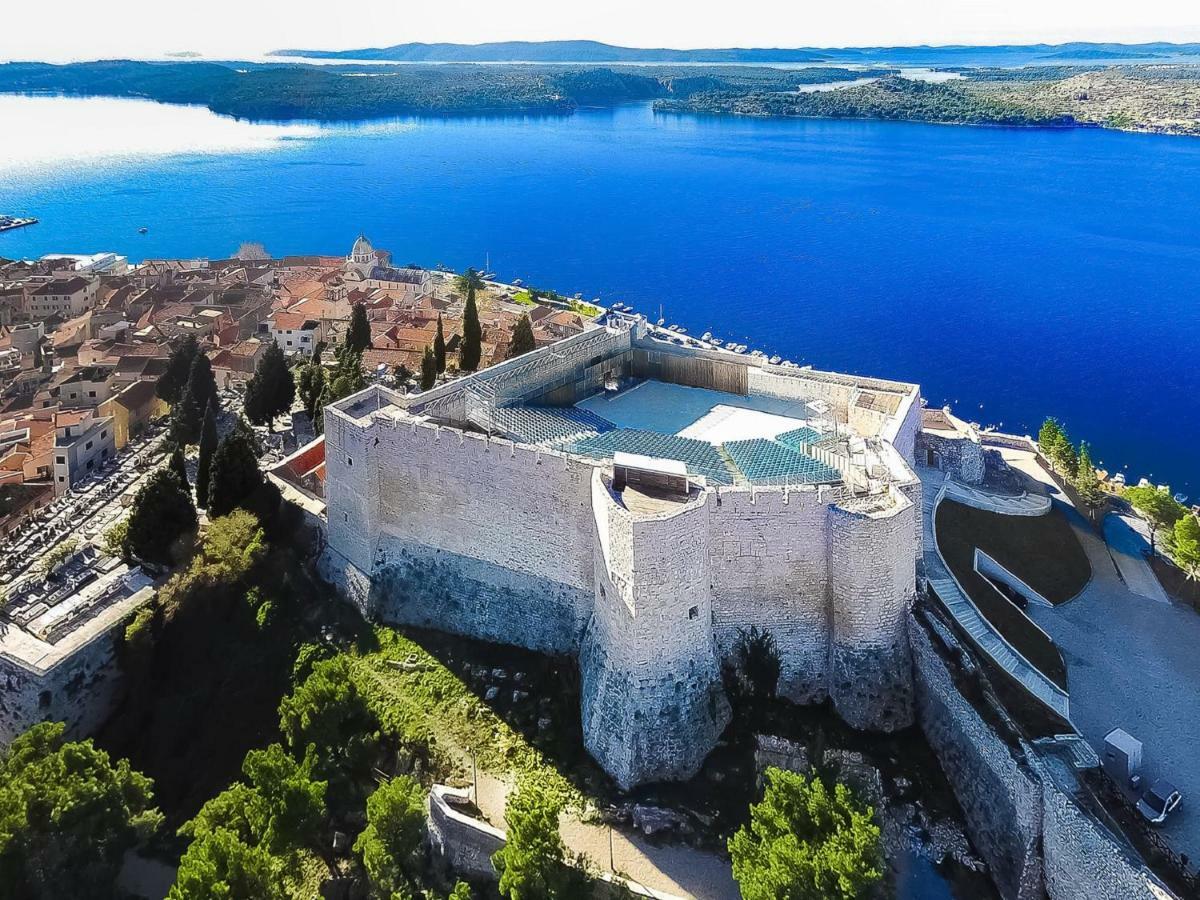 Hotel Bonaca Скрадин Екстер'єр фото
